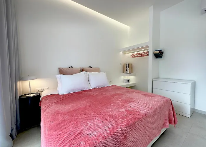 Splash With Private Pools Apartament Nikiana