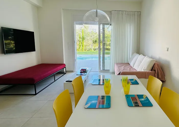 Apartament Splash With Private Pools Nikiana