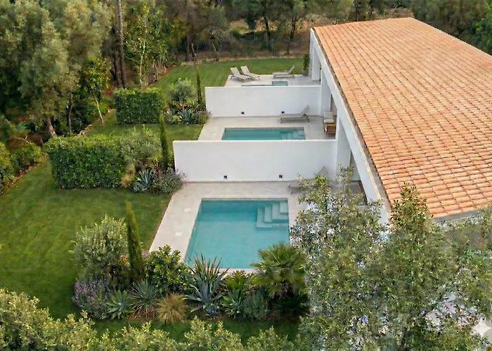 Splash With Private Pools