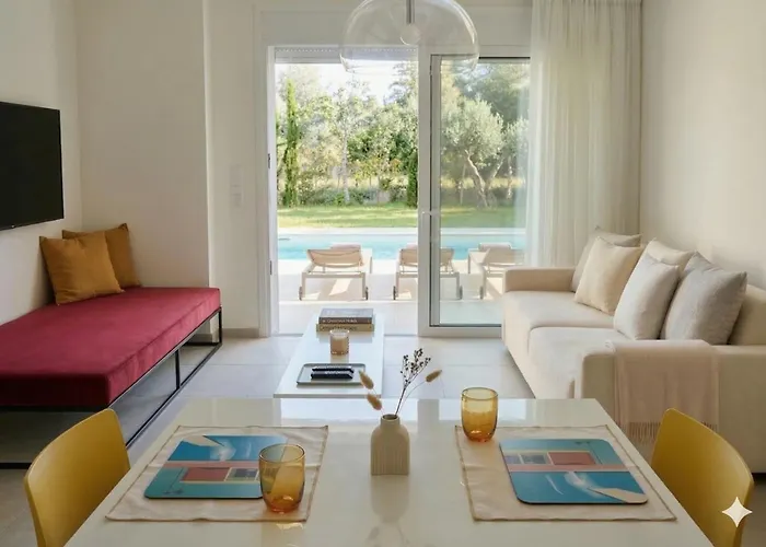 Splash With Private Pools * Nikiana