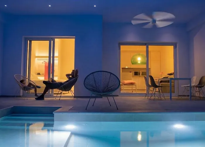 Splash With Private Pools Apartament Nikiana